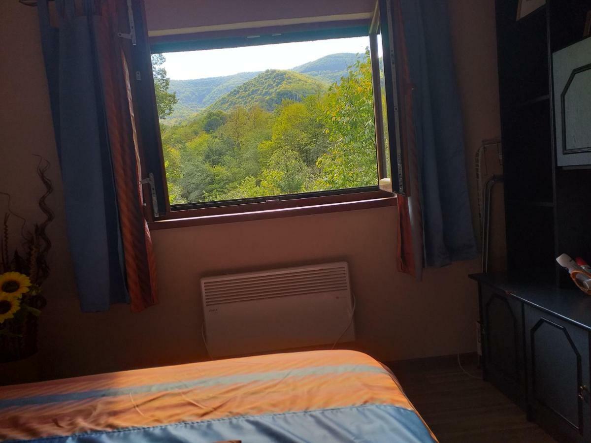 Apartamento Eden Visoko Exterior foto